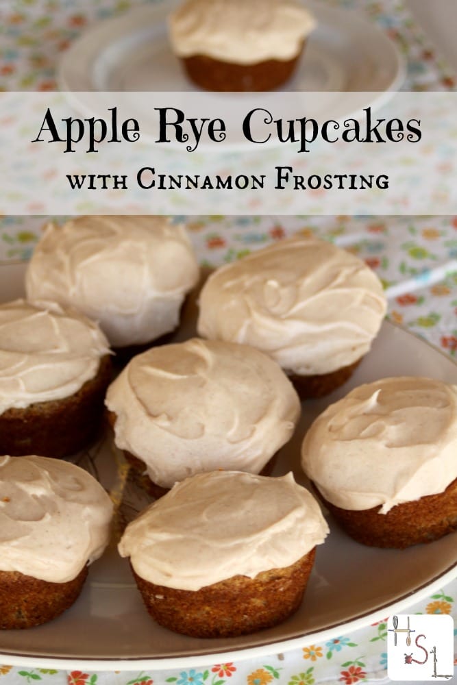 Bake up a batch of these tasty apple rye cupcakes with cinnamon frosting for someone you love today!