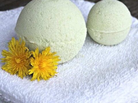 Bath Bomb Recipe with Flowers