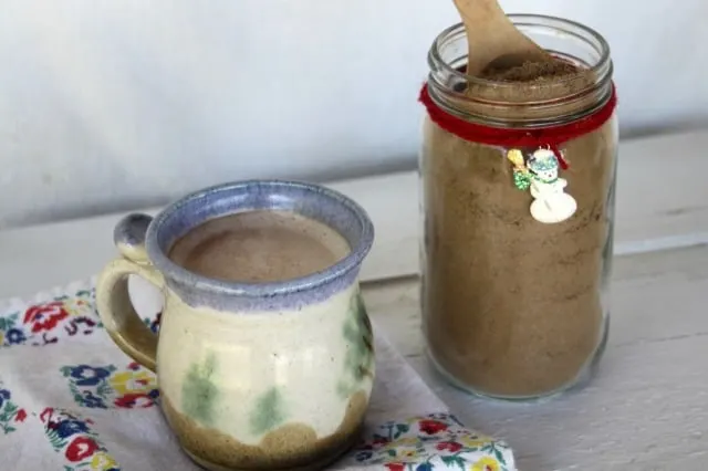 Mix up a homemade matcha hot cocoa mix for a quick treat full of simple, whole food ingredients you can feel good about drinking and giving away as a gift.