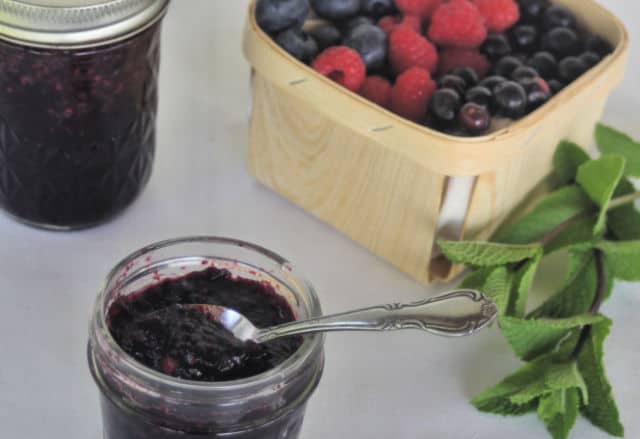 Mint Mixed Berry Jam - Homespun Living