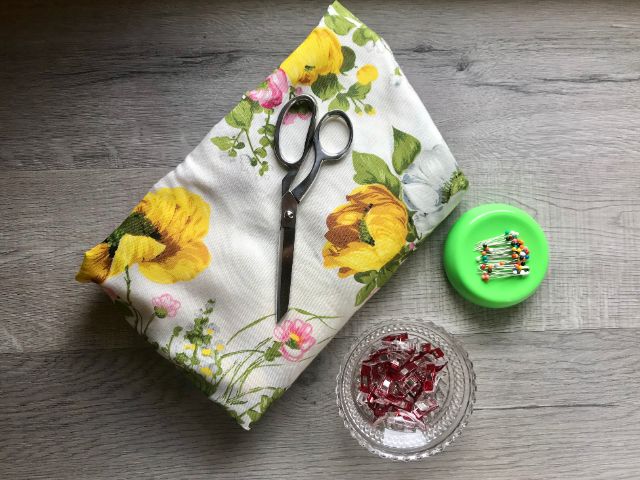  MumCraft Multipurpose Sewing Clips with Tin Box